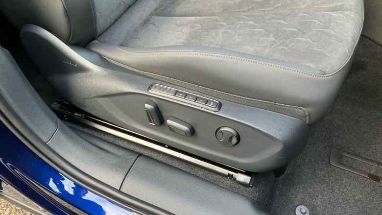 CUPRA Terramar 1.5 eTSI 150 V2 5dr DSG Petrol Hatchback